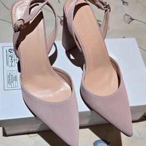 High Sierra Pointed Slingback Block Heels in Blush Pink